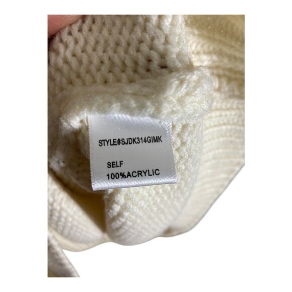 Arula Cream with Black Heart Sweater - Picture 3 of 5